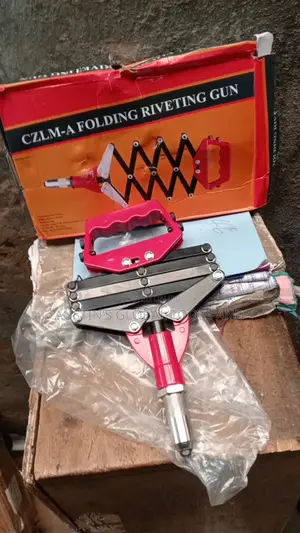 Hand Rivet Tool