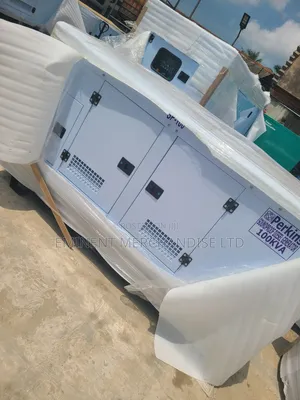 U.K Standard Perkins Soundproof Generator 100kva