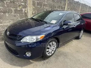Toyota Corolla LE 4dr Sedan (1.8L 4cyl 4A) 2012 Blue