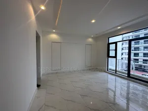 4bdrm Townhouse/Terrace in Periwinkle Estate, Lekki Phase 1 for sale