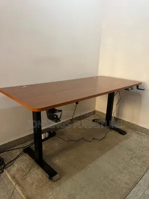Adjustable Table for a Healthier Workspace