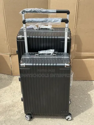 Set of 2 Wide Pole Luxury Travelling Luggage Boxes