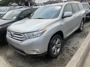 Toyota Highlander Limited 2012 Silver