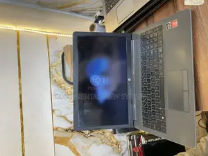 Laptop HP 255 G6 8GB AMD Ryzen 3 SSD 256GB