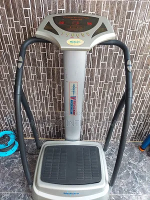 Medicarn Vibrating Plate Massage Machine