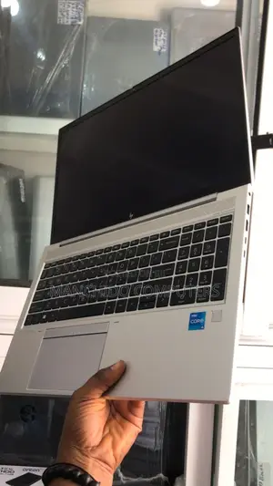 Laptop HP EliteBook 850 G8 16GB Intel Core I5 SSD 512GB