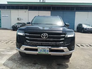 Direct 2024 Toyota Landcruiser (For Rent)