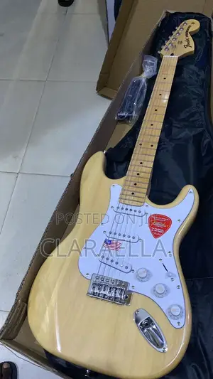 Squier Classic Vibe '70s Stratocaster Electric Guitar