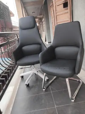 Imported Classic Executive Office Chair With Matching Guest