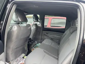 Toyota Tacoma TRD PRO V6 4dr Double Cab 4WD 5.0 ft. SB (4.0L 6cyl 6M)