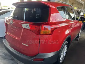 Toyota RAV4 Limited 4dr SUV AWD (2.5L 4cyl 6A) 2015 Red
