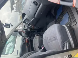 Toyota Previa 2025 Silver