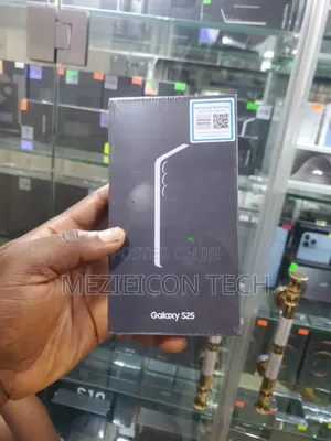 New Samsung Galaxy S25 256 GB Gray