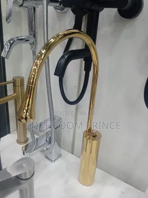 Gold Countertop Basin Mixer Faucet