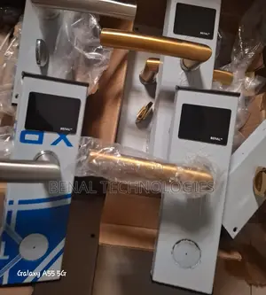 Card Lock System for Hotel Check-in With Free Smart Software