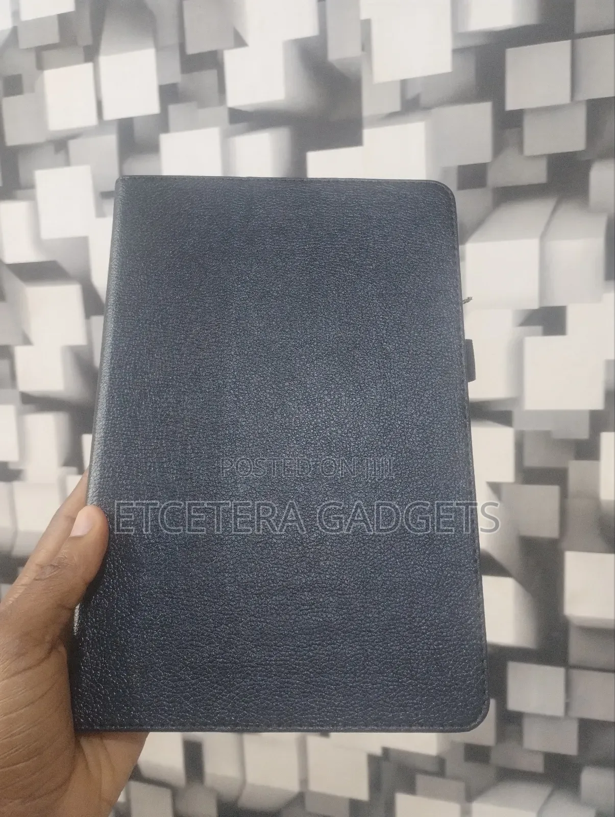 Tablet Pouch.