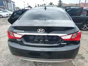 Hyundai Sonata Limited Sedan FWD (2.4L 4cyl 6A) 2012 Black