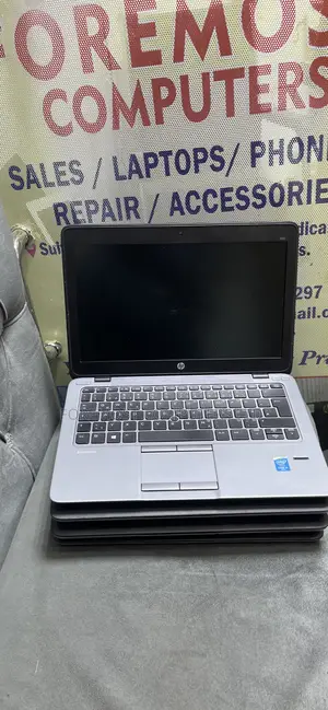 Laptop HP EliteBook 820 G2 8GB Intel Core I5 HDD 500GB