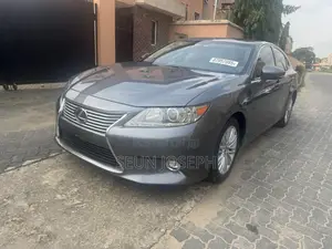 Lexus ES 350 FWD 2014 Gray