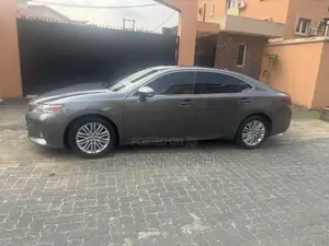 Lexus ES 350 FWD 2014 Gray