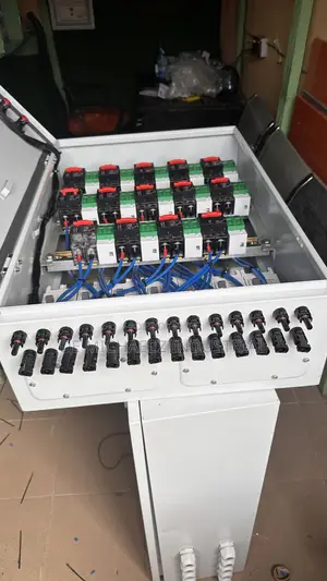 14 Strings Pv Combiner Box for Solar System Installation