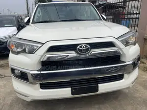 Toyota 4-Runner Limited 4dr 4x4 (4.0L 6cyl 5A) 2017 White