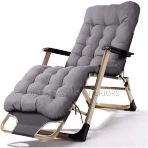 Adjustable Outdoor Relaxing Chair With Cushion