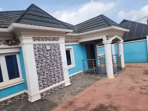4bdrm Bungalow in Second Avian, Ibadan for sale