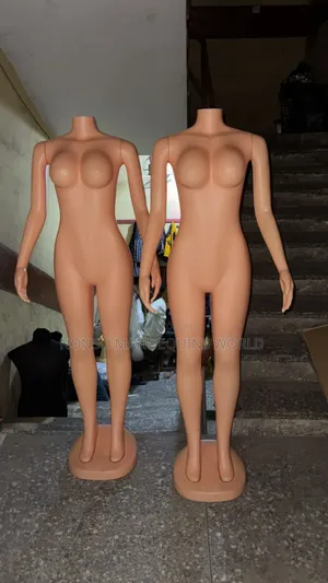 Female Plastic Head Less Mannequin