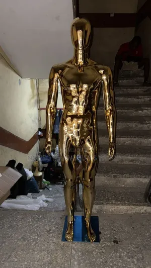 Face Less Gold Male Chrome Fashion Mannequin