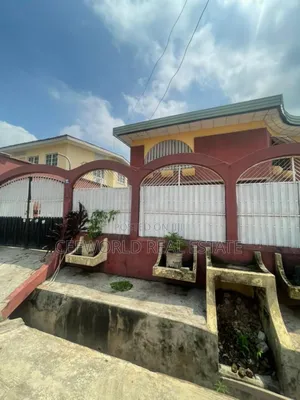 5 Bedroom Duplex With Room and Parlor Bq