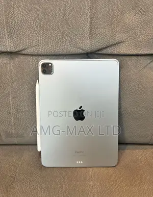 Apple iPad Pro 12.9 (2022) 512 GB Gray