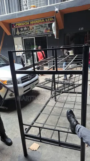 Double Bunk Bed With Safety Railings