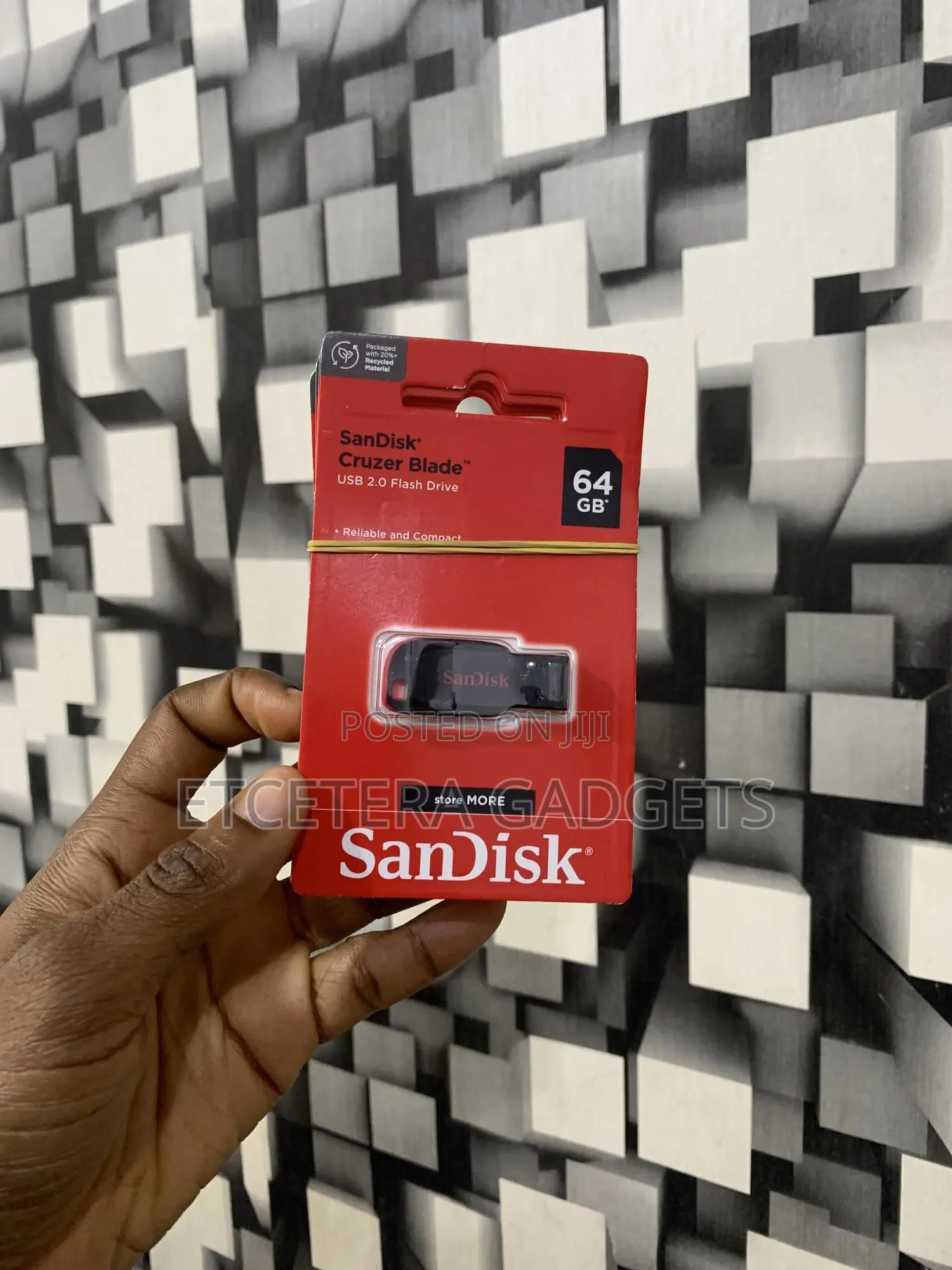 Sandisk Cruzer Blade 64gb.