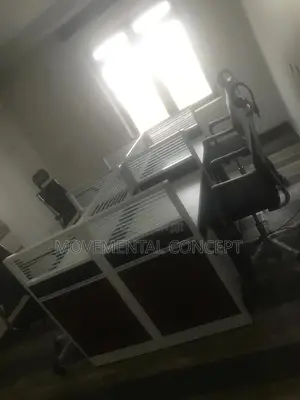 4 Seater Work Station