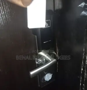Card Lock +Software Combo Delivers the Ideal Hotel Check‐In