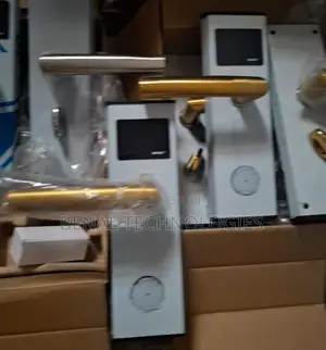 Card-Access Lock Terminalmanaged via Hotelsoftware Interface