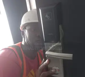 Guest-and Staff-Friendly Card Lock Solution Driven by Simple
