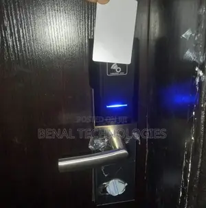 Smooth Hotel Access via Card Locks and Easy-to-Use Software