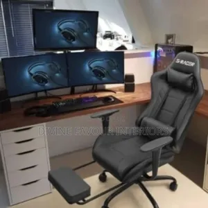 Gaming Leather Office Chair With Footrest - Black