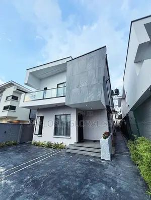 4bdrm Duplex in Peter Odili Port, Amadi-Ama for sale