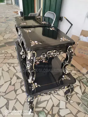 Coffee Table 098
