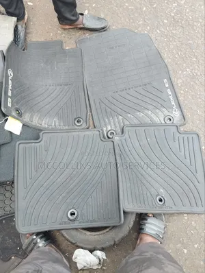 2015 Es 350 Original Follow Come Foot Mat