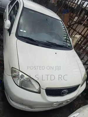 Toyota Vios 2005 White