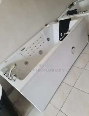 Original Massage Jacuzzi Bathtub With Bluetooth