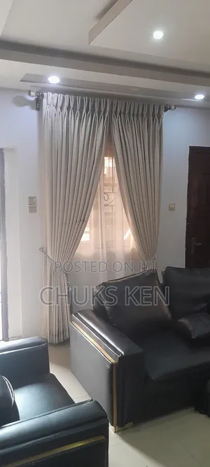 Pleated Offwhite Luxury Curtain Material