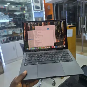 Laptop Apple MacBook Pro 2024 M4 14-Inch 24GB Apple M4 SSD 1T