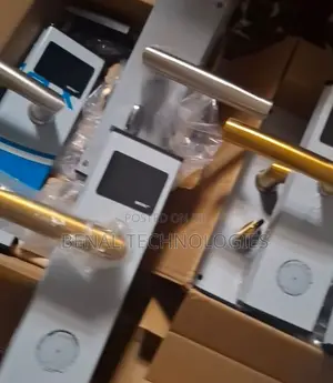 Hotel Lock: Card-Controlled. Software-Powered.