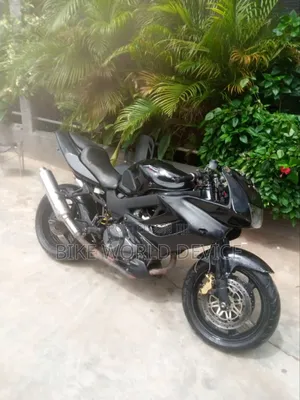 Honda 2000 Black