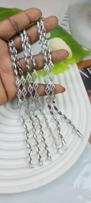 Silver Cz Hand Chain